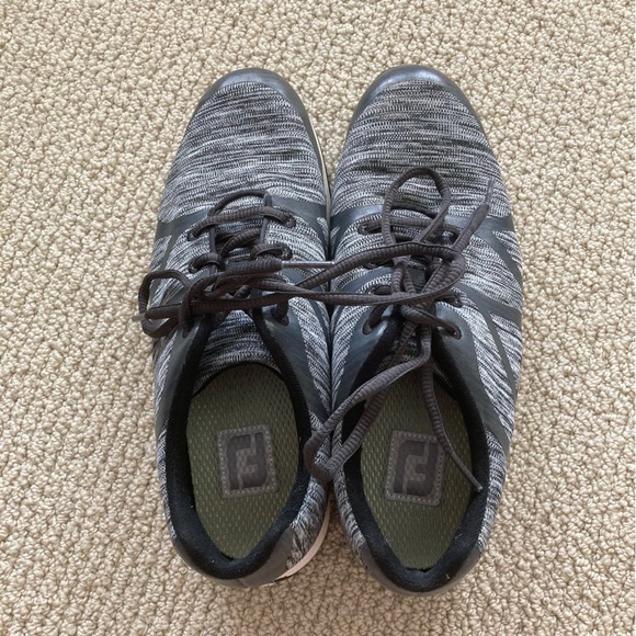 FootJoy Women’s Heathered Grey Sneakers Size 7.5 Tennis Shoes GUC - Picture 3 of 10